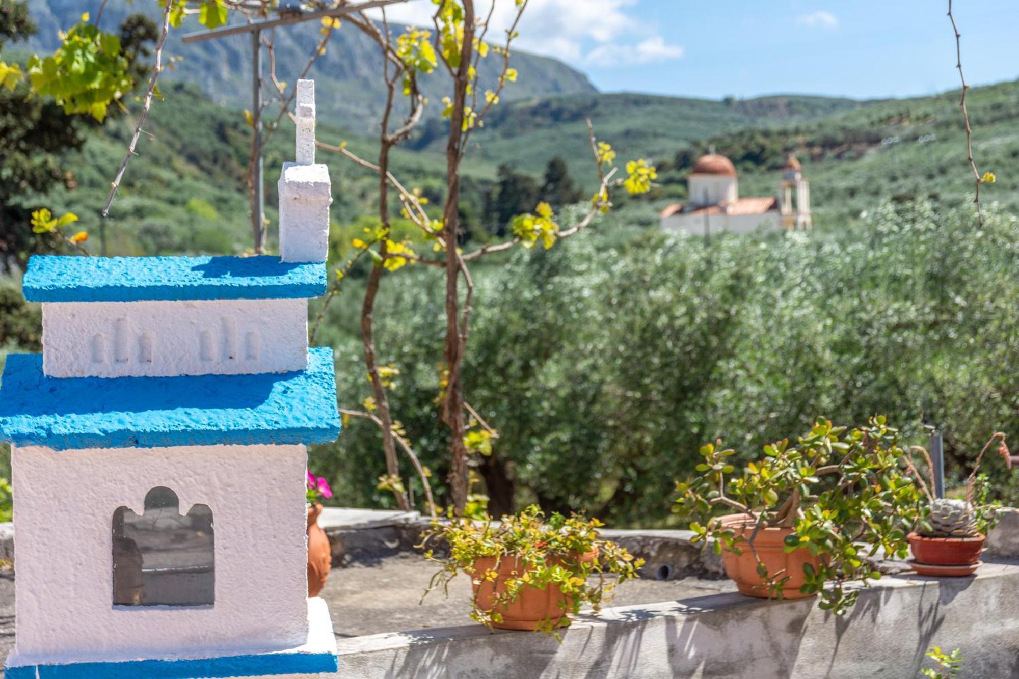 Achilleas Deluxe Αpartment -Pet Friendly-Parking-Mountain View Villa Kotsianá Eksteriør billede